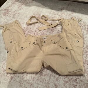 Banana Republic Beige Cargo Joggers with matching belt size 4